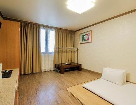 Yangji Park Hotel Changwon Exterior photo