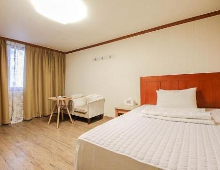 Yangji Park Hotel Changwon Exterior photo