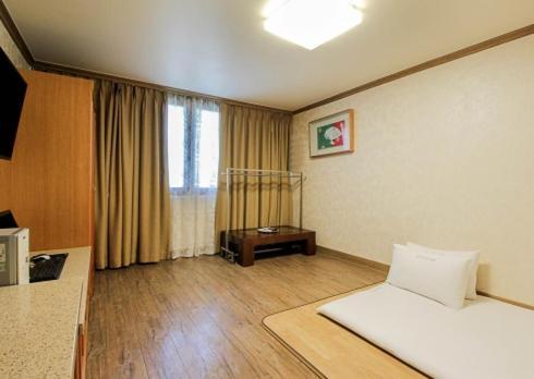 Yangji Park Hotel Changwon Exterior photo